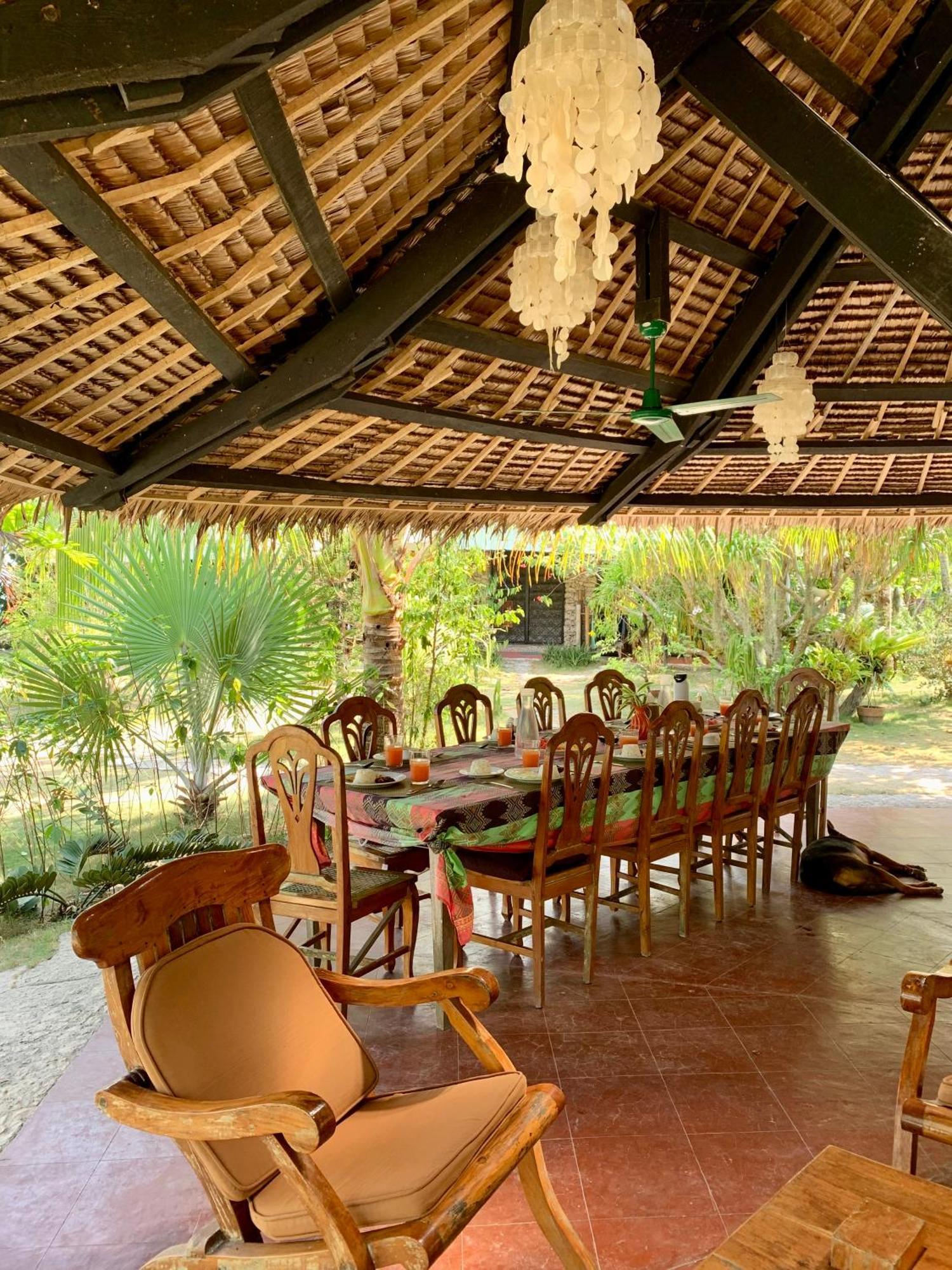Ravenala Beach Bungalows Moalboal Eksteriør bilde