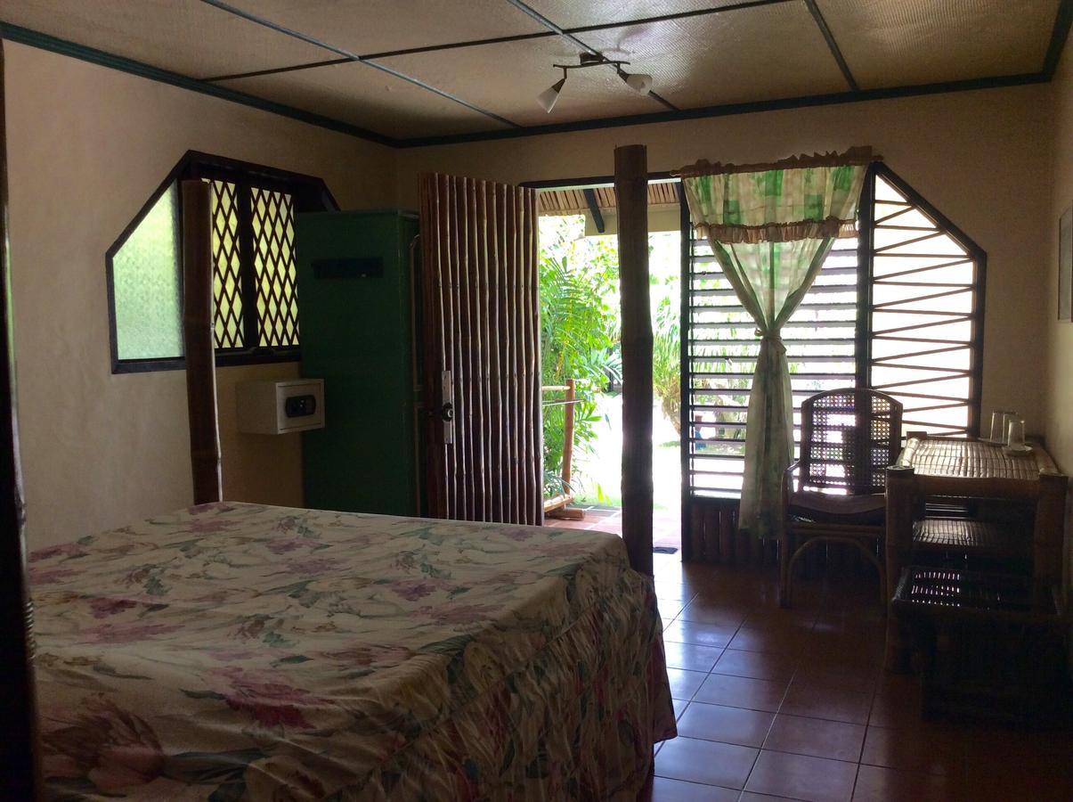 Ravenala Beach Bungalows Moalboal Eksteriør bilde